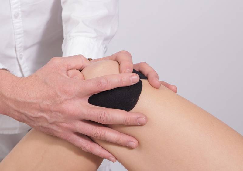 Consultation d'ostéopathie après une entorse au genou à Allauch